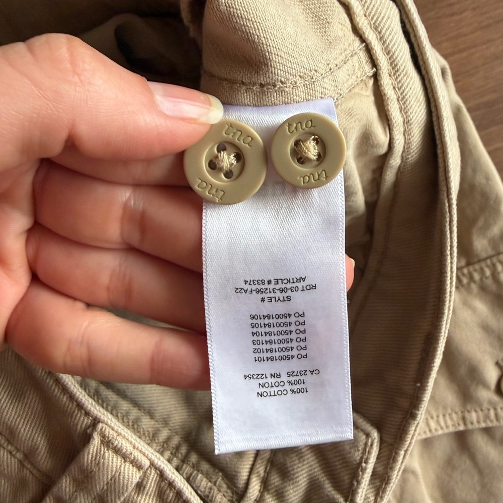 TNA Beige Troop Cargo Pants – Size 6 🤎✨ - Picture 10 of 11